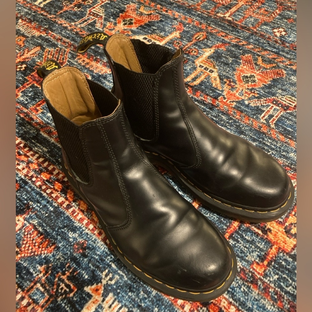 Dr. Martens Leather Chelsea Boots - EUC